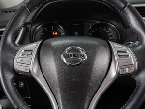 Внедорожник Nissan X-Trail 2017 года, 2200000 рублей, Тюмень