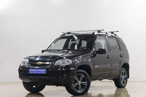 Внедорожник Chevrolet Niva 2011 года, 559000 рублей, Новокузнецк