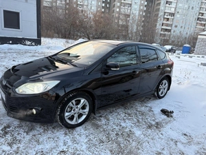 Хетчбэк Ford Focus 2012 года, 545000 рублей, Красноярск