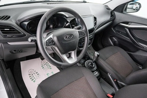 Седан ВАЗ (LADA) Vesta 2017 года, 849000 рублей, Красноярск