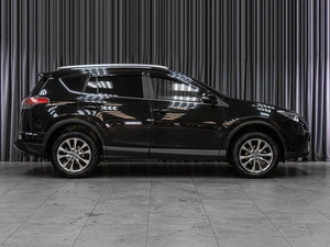 Внедорожник Toyota RAV4 2017 года, 3049000 рублей, Тюмень