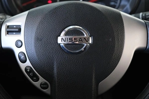 Внедорожник Nissan X-Trail 2012 года, 1319000 рублей, Омск