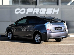 Лифтбек Toyota Prius 2011 года, 949000 рублей, Кирилловка