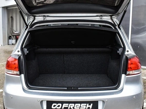 Хетчбэк Volkswagen Golf 2011 года, 1150000 рублей, Краснодар