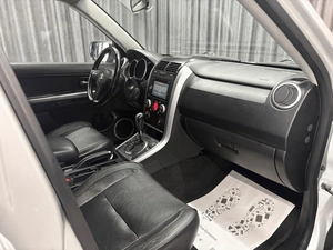 Внедорожник Suzuki Grand Vitara 2012 года, 1150000 рублей, Красноярск