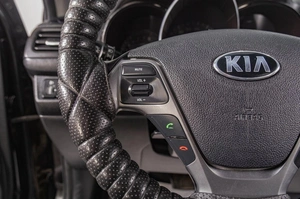 Седан Kia Rio 2016 года, 1059000 рублей, Томск