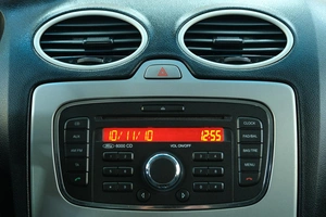 Хетчбэк Ford Focus 2010 года, 799000 рублей, Омск