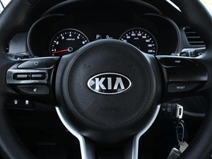Седан Kia Rio 2018 года, 1270000 рублей, Волгоград