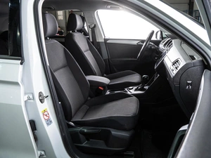 Внедорожник Volkswagen Tiguan 2019 года, 2349000 рублей, Волгоград