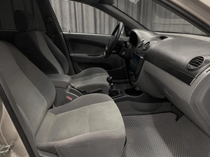 Хетчбэк Chevrolet Lacetti 2011 года, 430000 рублей, Красноярск