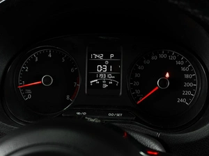 Седан Volkswagen Polo 2018 года, 1445000 рублей, Тюмень