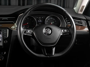 Универсал Volkswagen Passat 2015 года, 1879000 рублей, Тюмень