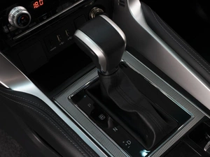 Внедорожник Mitsubishi Montero Sport 2022 года, 4710000 рублей, Омск