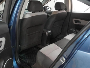 Седан Chevrolet Cruze 2013 года, 777000 рублей, Воронеж