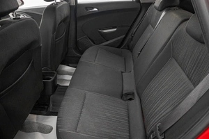 Хетчбэк Opel Astra 2012 года, 649000 рублей, Барнаул