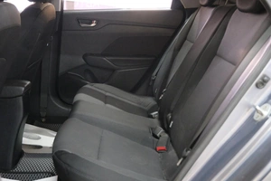 Седан Hyundai Solaris 2017 года, 1099000 рублей, Омск