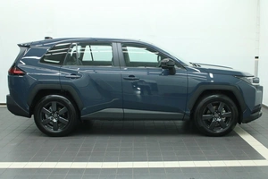 Внедорожник Toyota RAV4 2026 года, 4295000 рублей, Красноярск