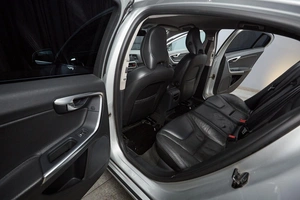 Седан Volvo S60 2010 года, 1099000 рублей, Красноярск