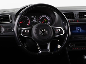 Седан Volkswagen Polo 2018 года, 1248055 рублей, Москва