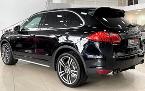 Внедорожник Porsche Cayenne 2013 года, 2497000 рублей, Солонцы