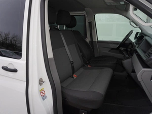 Минивэн Volkswagen Caravelle 2019 года, 3900000 рублей, Тверь