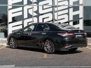 Седан Toyota Camry 2022 года, 3400000 рублей, Краснодар