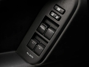 Внедорожник Toyota Land Cruiser Prado 2015 года, 3999000 рублей, Волгоград