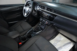 Седан Toyota Corolla 2013 года, 1119000 рублей, Тюмень