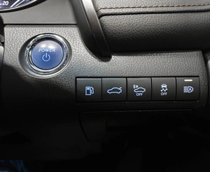 Седан Toyota Camry 2018 года, 2707000 рублей, Красноярск