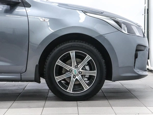 Седан Kia Rio 2018 года, 1280000 рублей, Красноярск