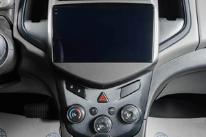 Хетчбэк Chevrolet Aveo 2014 года, 639000 рублей, Тюмень