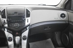 Хетчбэк Chevrolet Cruze 2013 года, 729000 рублей, Кемерово
