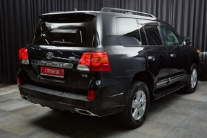 Внедорожник Toyota Land Cruiser 2013 года, 4099000 рублей, Красноярск