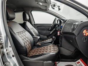 Хетчбэк Renault Sandero Stepway 2021 года, 1300000 рублей, Красноярск