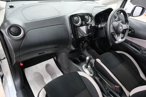 Хетчбэк Nissan Note 2018 года, 1299000 рублей, Омск