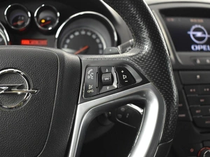 Седан Opel Insignia 2013 года, 899900 рублей, Казань