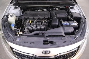 Седан Kia Optima 2011 года, 1220000 рублей, Брянск