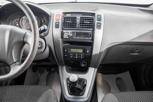 Внедорожник Hyundai Tucson 2005 года, 799000 рублей, Барнаул