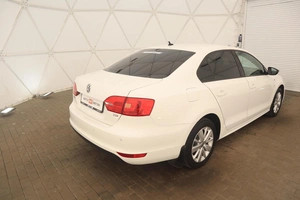 Седан Volkswagen Jetta 2013 года, 1105000 рублей, Орёл