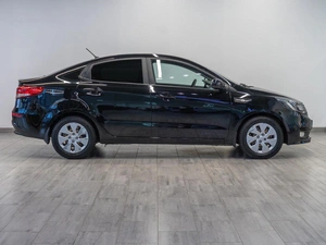 Седан Kia Rio 2016 года, 1099000 рублей, Саратов