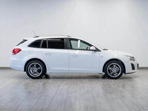 Универсал Chevrolet Cruze 2013 года, 1029000 рублей, Саратов