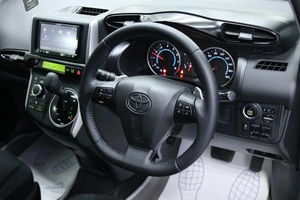 Минивэн Toyota Wish 2010 года, 1338000 рублей, Солонцы