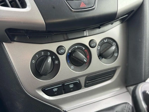 Хетчбэк Ford Focus 2011 года, 739000 рублей, Ижевск