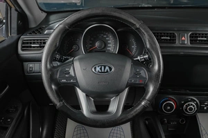 Седан Kia Rio 2013 года, 759000 рублей, Тюмень