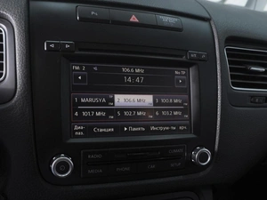 Внедорожник Volkswagen Touareg 2012 года, 1930000 рублей, Ростов-на-Дону