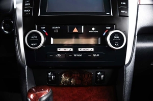 Седан Toyota Camry 2013 года, 1729000 рублей, Пермь