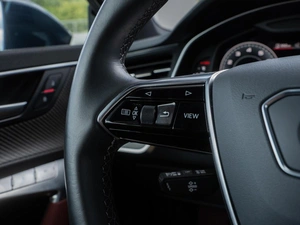 Лифтбек Audi A7 2023 года, 6400000 рублей, Волгоград