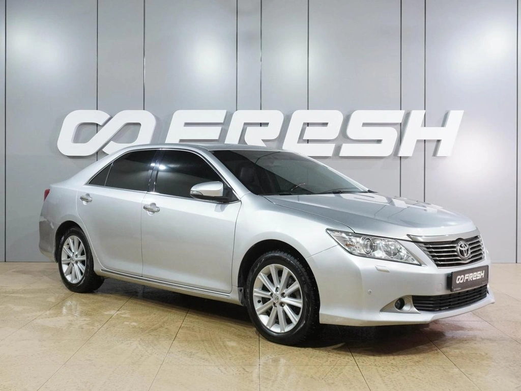 Седан Toyota Camry 2011 года, 1630000 рублей, Воронеж