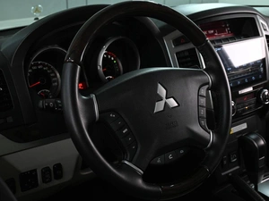 Внедорожник Mitsubishi Pajero 2019 года, 5549000 рублей, Ростов-на-Дону