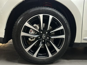 Внедорожник Toyota Harrier 2018 года, 3347000 рублей, Красноярск